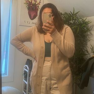 Pendleton tan cardigan with buttons and pockets.